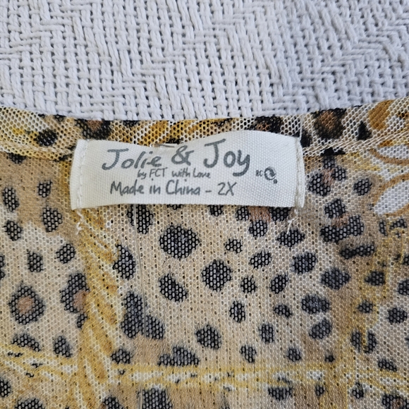 Sheer top - Picture 3 of 7